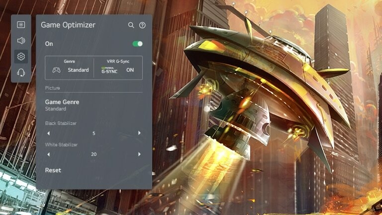 Un écran de télévision affichant un vaisseau spatial en train de tirer dans une ville et l'interface graphique de l'optimiseur de jeu LG OLED sur la gauche qui ajuste les paramètres du jeu.