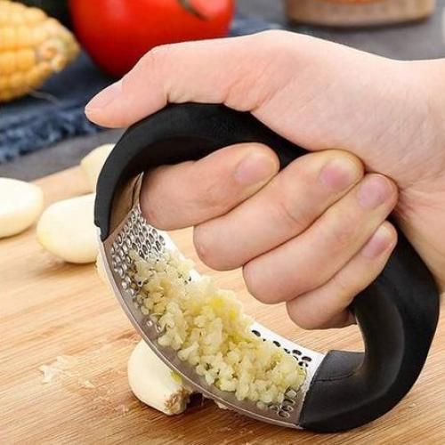 Presse à ail en acier inoxydable, hachoir à ail, gingembre etc.., outils ustensile de cuisine
 Fiche Technique et Prix au Maroc