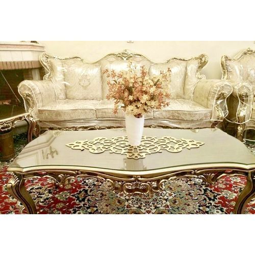 Chemin de table en cuir Doré
 Fiche Technique et Prix au Maroc