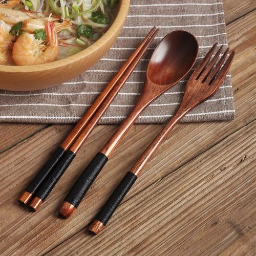 Korean Vintage Wooden Chopsticks Spoon & Fork Tableware 5 pcs Set
 Fiche Technique et Prix au Maroc