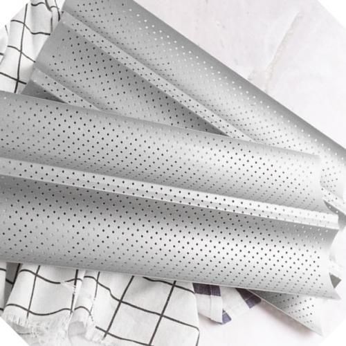 Moule percé pour la cuisson du pain au four 2 Baguettes
 Fiche Technique et Prix au Maroc