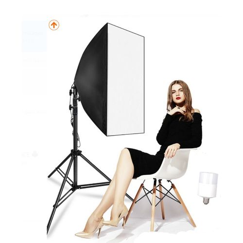 Softbox d’éclairage 50x70CM Professional pour Photo, Video avec Lampe économique 36W (Sans Trépied)
 Fiche Technique et Prix au Maroc