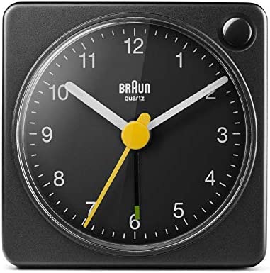 Réveil analogique de Voyage Classique Braun avec Fonction Snooze et lumière, Taille compacte, Mouvement à Quartz Silencieux, bip de l’Alarme en Crescendo, en Noir, modèle BC02XB. Fiche Technique et Prix au Maroc