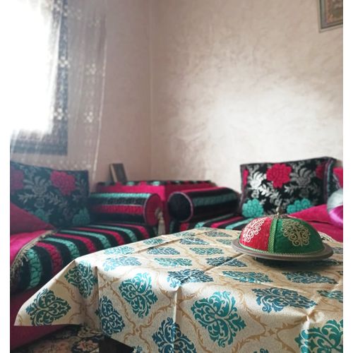 Nappe de table toile cirée Fleurs 140*140 cm
 Fiche Technique et Prix au Maroc