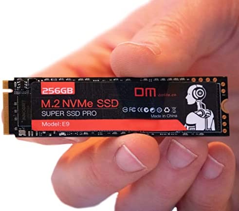 Dynon Metrics Disque Dur SSD Interne PCIe NVMe M.2 – Carte SSD Interne Standard NVMe1.3 – Transfert de données Rapide – Disque SSD Interne Compact – 4 canaux de mémoire de Lecteur Flash - 128 Go Fiche Technique et Prix au Maroc