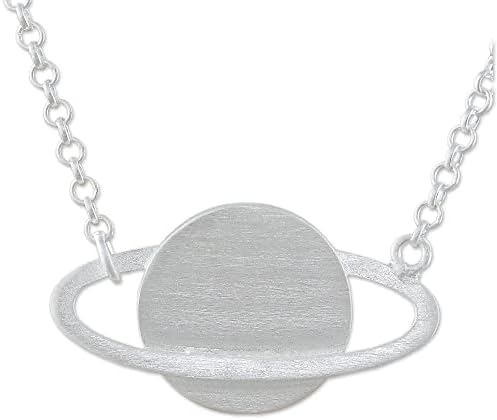 NOVICA Collier pendentif en argent sterling fait à la main Saturne de Thaïlande « Saturne chatoyant »
Avis,  Fiche Technique et Prix au Maroc