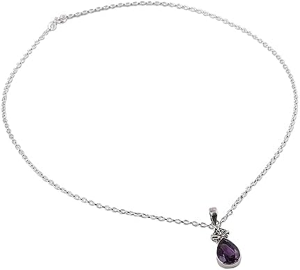NOVICA Collier avec pendentif en améthyste fait à la main en argent sterling 925 à facettes de l'Inde avec pierre de naissance violette « Goutte de lavande »
Avis,  Fiche Technique et Prix au Maroc