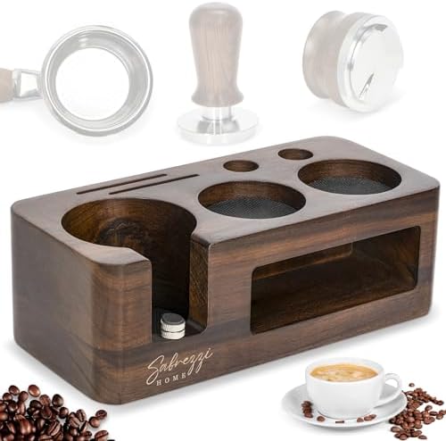 Sabrezzi Home – Station de bourrage de café en bois pour accessoires de 58 mm – Station de support de bourrage robuste pour protéger et organiser les accessoires de préparation du café – Noyer
 Avis, Fiche Technique et Prix au Maroc